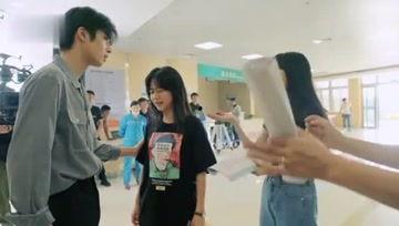 小司娱乐吃瓜,揭秘娱乐圈吃瓜背后的真相